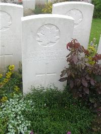 Canada Cemetery Tilloy Les Cambrai - Campbell, D